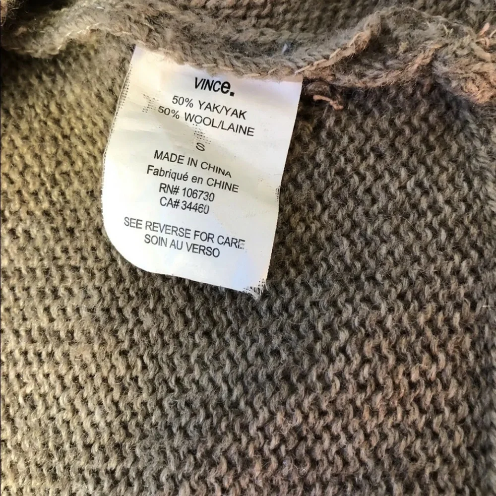 🔥STUNNING Vince Yak/Wool sweater sz S Price Firm